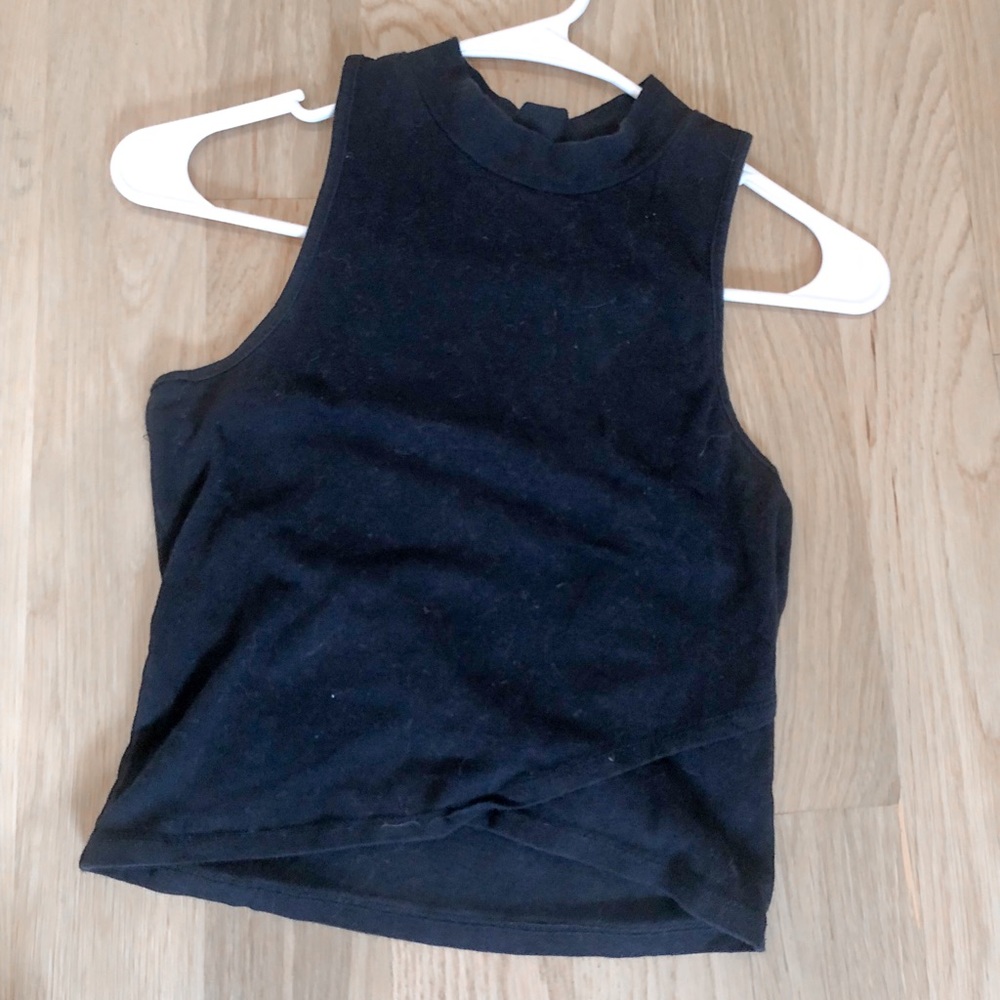 Black cropped top